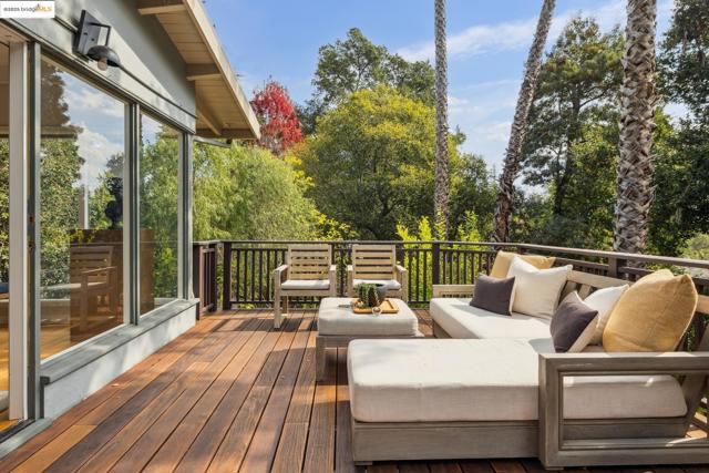 Image 15 of 53 For 1297 Sunnyhills Rd