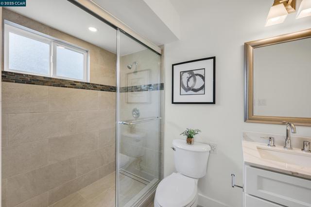 2043 Gill Port Ln, Walnut Creek CA: https://media.crmls.org/mediaz/e33d318e-f802-4379-aa9f-9b9040b11fef.jpg