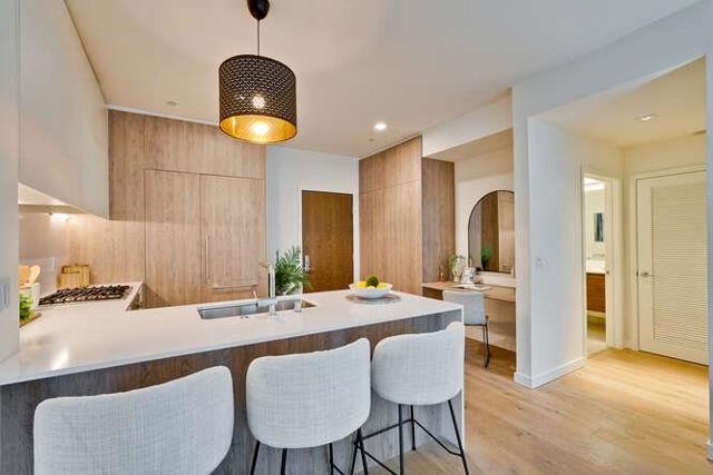 815 Tennessee Street, San Francisco CA: https://media.crmls.org/mediaz/e33e58d3-edf5-4edf-9cfd-ed1c51b14206.jpg