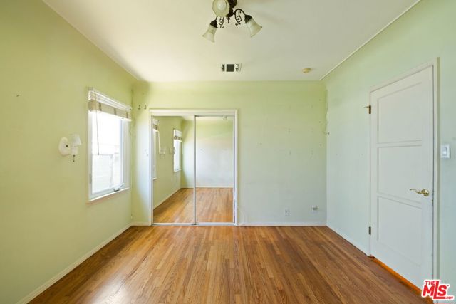 1541 Cardiff Avenue, Los Angeles CA: https://media.crmls.org/mediaz/e33eb3af-c373-4abf-b57b-3ee1f43995bf.jpg