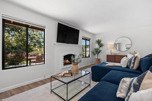 155 Mexicali Court, Solana Beach CA: https://media.crmls.org/mediaz/e33ed630-14ac-4abe-a194-11aa22448bf0.jpg