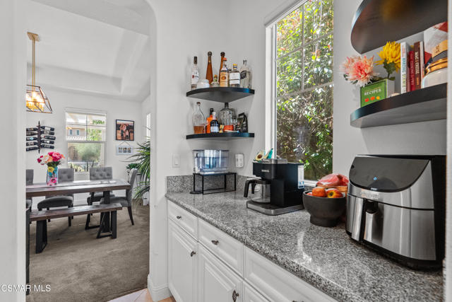 1729 Bluesage Court, Simi Valley CA: https://media.crmls.org/mediaz/e33f0b26-bf74-44cf-9bb2-b24de7ad50c1.jpg