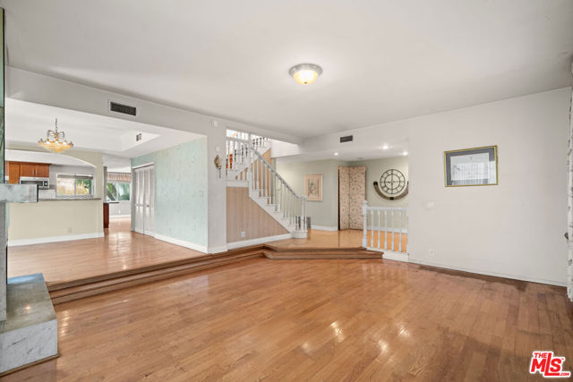 3411 Haven Way photo 7