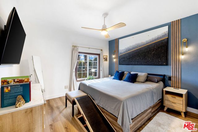 341 E 64th Street, Los Angeles CA: https://media.crmls.org/mediaz/e34086e1-e380-439c-a16b-cfd0177a6422.jpg