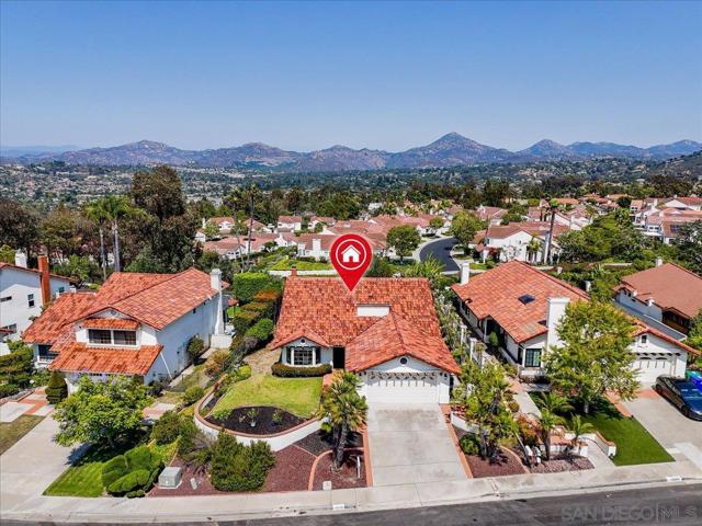 16263 Via Embeleso, San Diego CA: https://media.crmls.org/mediaz/e342a8ff-b5bc-4ef7-9040-452fea2d3faa.jpg
