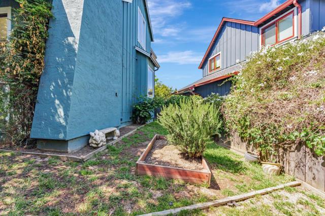 2604 La Paloma Lane, Santa Cruz CA: https://media.crmls.org/mediaz/e343732d-12a2-40ba-b893-f5d042940f65.jpg