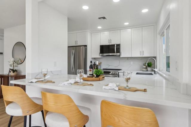 3039 Vesuvius Lane, San Jose CA: https://media.crmls.org/mediaz/e3437c47-731d-4c7a-bc6b-cce404fb1239.jpg