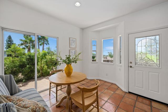 869 Eugenie Avenue, Encinitas CA: https://media.crmls.org/mediaz/e343cc61-5173-4dd6-8692-ab5dd3d58734.jpg