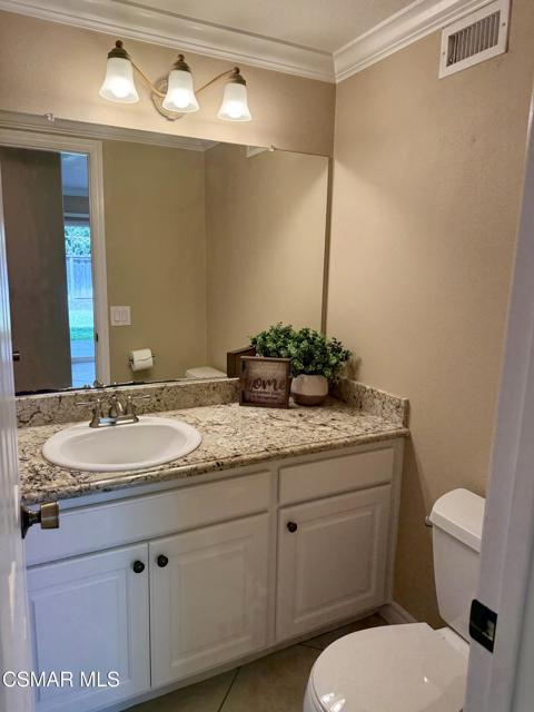 806 San Simeon Drive, Newbury Park CA: https://media.crmls.org/mediaz/e3448f84-0261-45eb-8b3d-3be0e592e0e1.jpg