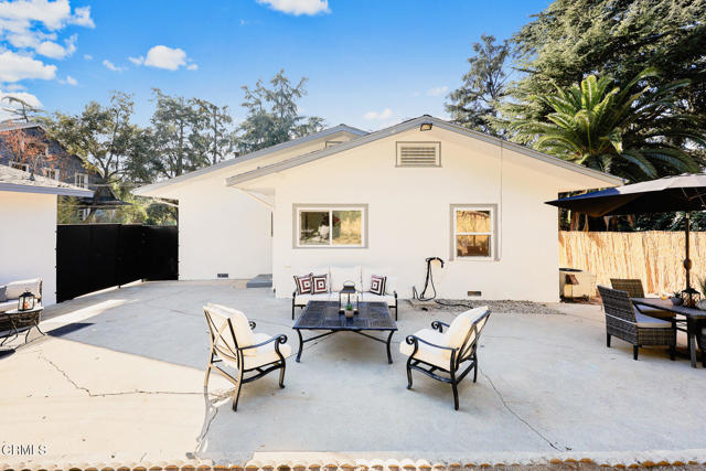 Detail Gallery Image 41 of 51 For 91 E Altadena Dr, Altadena,  CA 91001 - 4 Beds | 1/1 Baths