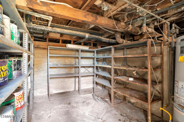 2327 Royal Avenue, Simi Valley CA: https://media.crmls.org/mediaz/e345832c-7884-4468-bf6c-7cf543e8f94b.jpg