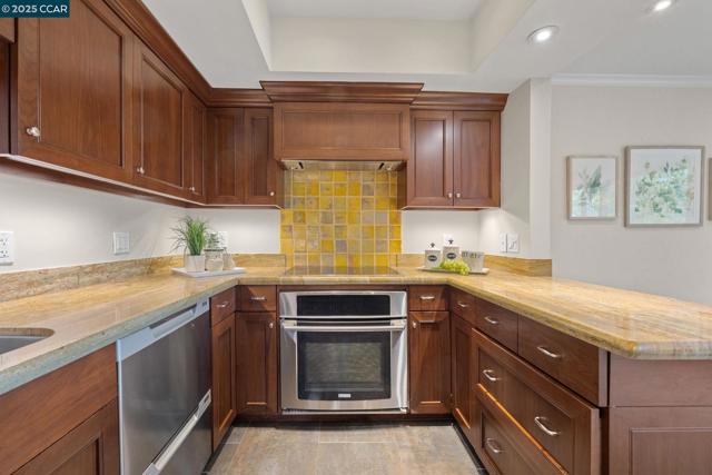 1129 AVENIDA SEVILLA, Walnut Creek CA: https://media.crmls.org/mediaz/e346586f-d200-42b2-8646-b470aba8bb95.jpg