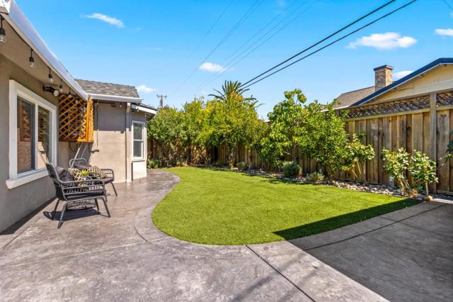 1422 Melwood Drive, San Jose CA: https://media.crmls.org/mediaz/e346775a-ba10-45b9-819e-567ef34bb155.jpg
