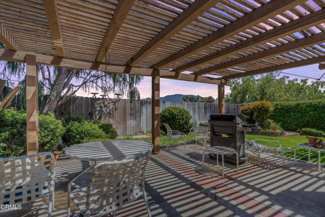 4934 Alta Colina Road, Camarillo CA: https://media.crmls.org/mediaz/e3468b1e-be49-4d48-a6f0-0777215804df.jpg