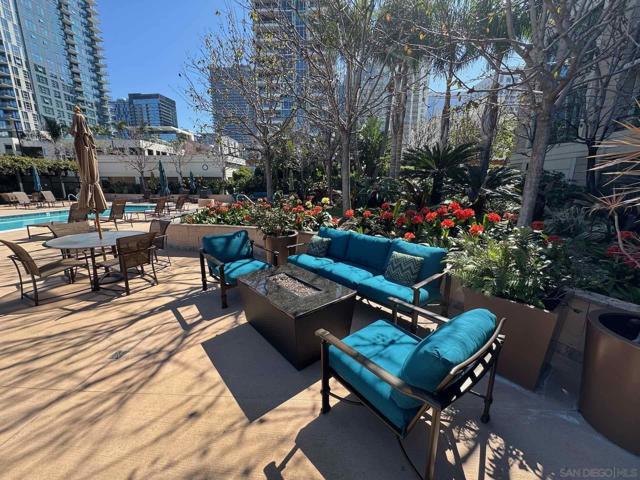 1205 Pacific Hwy, San Diego CA: https://media.crmls.org/mediaz/e346fce1-9993-494a-94fa-c39c6749a358.jpg