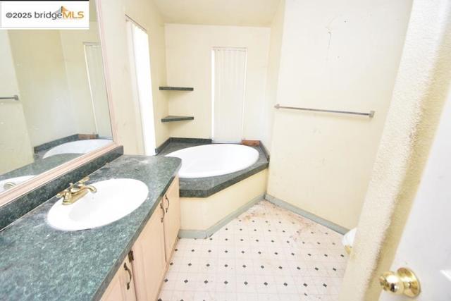 12078 Wade Ln, Burson CA: https://media.crmls.org/mediaz/e347f7c3-57b5-4e1b-898d-60a4a95643af.jpg