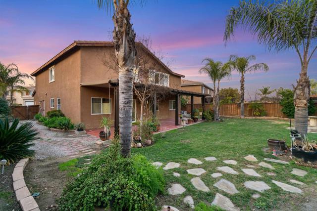 28664 Lavatera Avenue, Murrieta CA: https://media.crmls.org/mediaz/e3481295-c7d8-427c-905c-287faafdd50a.jpg