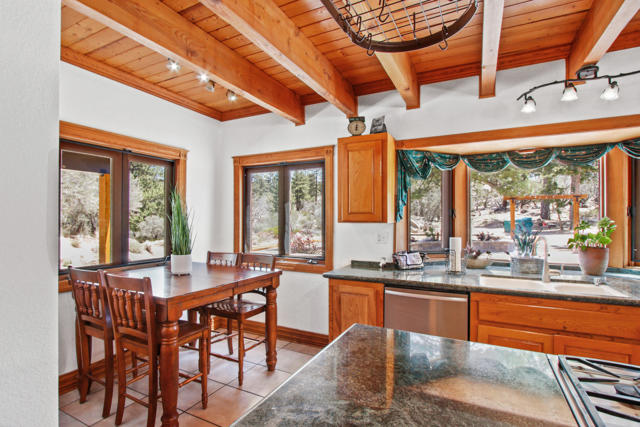 43630 Rainbow Lane, Angelus Oaks CA: https://media.crmls.org/mediaz/e3487e2f-00c0-43b0-8fa5-c9f6a6616187.jpg