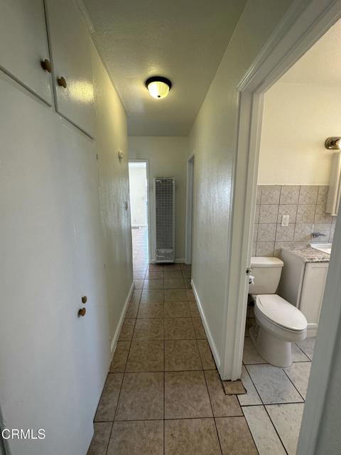 135 N Roosevelt Avenue, Oxnard CA: https://media.crmls.org/mediaz/e34888bf-22a7-447f-8bcd-08c95a6c612d.jpg
