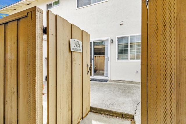 5465 Don Edmondo Court, San Jose CA: https://media.crmls.org/mediaz/e3491c80-26aa-4c6f-bd44-a6ef3a514161.jpg