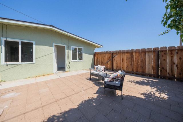 96 Shasta Way, Salinas CA: https://media.crmls.org/mediaz/e3495340-bdf3-4b07-a1a3-f24737614368.jpg