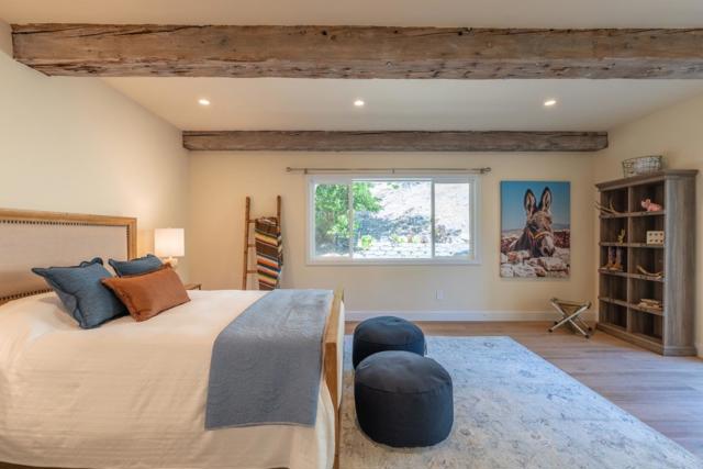 31315 Via La Naranga, Carmel Valley CA: https://media.crmls.org/mediaz/e3497389-0224-4614-a6c0-7b70afea18a7.jpg