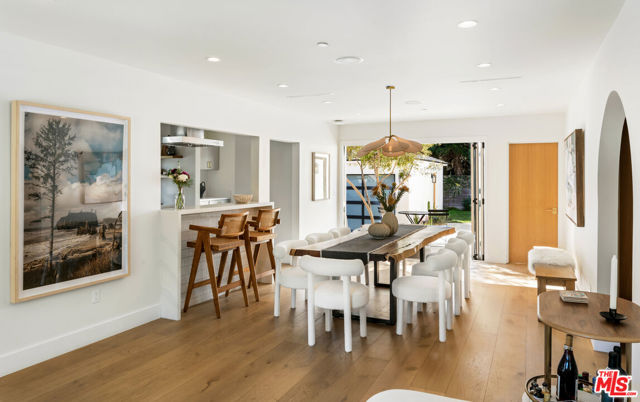3981 Beethoven Street, Los Angeles CA: https://media.crmls.org/mediaz/e349a706-dc5a-44e7-85b5-c7761198d39e.jpg