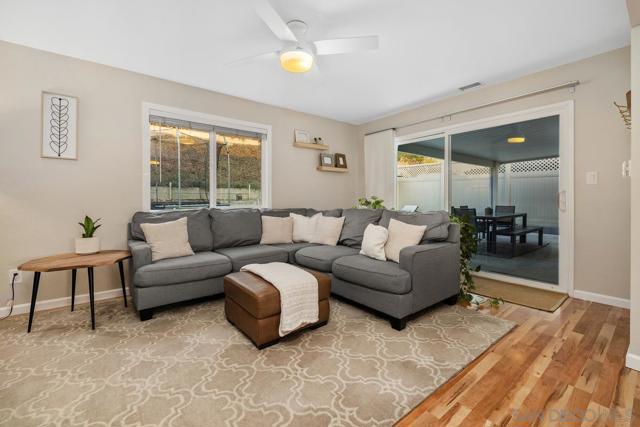 10231 Settle Rd, Santee CA: https://media.crmls.org/mediaz/e34a0edc-c11f-4368-8020-edd04922c6fa.jpg