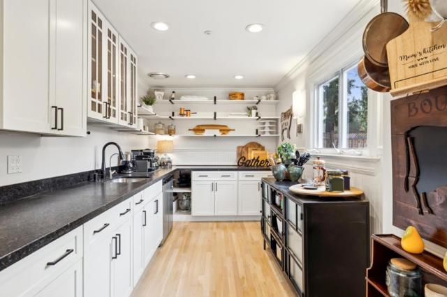 19050 Camino Barco, Saratoga CA: https://media.crmls.org/mediaz/e34b1c38-8dba-4065-9c2b-5b10e953ba00.jpg