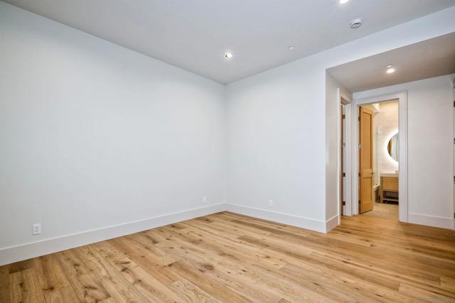 440 Pomona Avenue, Coronado CA: https://media.crmls.org/mediaz/e34b2e23-7eb7-4e55-b525-6592f2eaa2a7.jpg