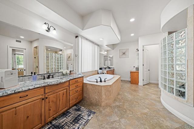 Detail Gallery Image 23 of 60 For 42481 Azure Sky Ct, Murrieta,  CA 92562 - 5 Beds | 4/1 Baths