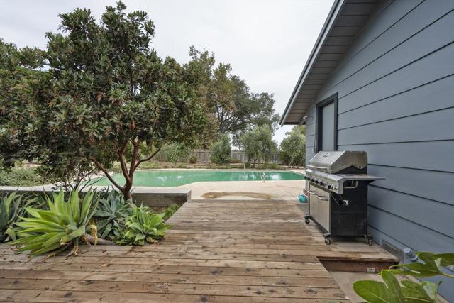 43002 Arroyo Seco Road, Soledad CA: https://media.crmls.org/mediaz/e34d68cd-572a-433c-ad86-35007467eb13.jpg