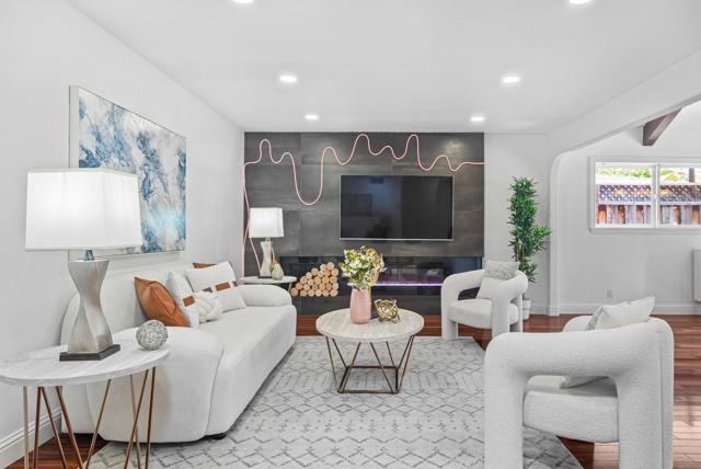 658 San Miguel Avenue, Santa Clara CA: https://media.crmls.org/mediaz/e3502277-a197-43b1-bea5-648ab38bbaf5.jpg
