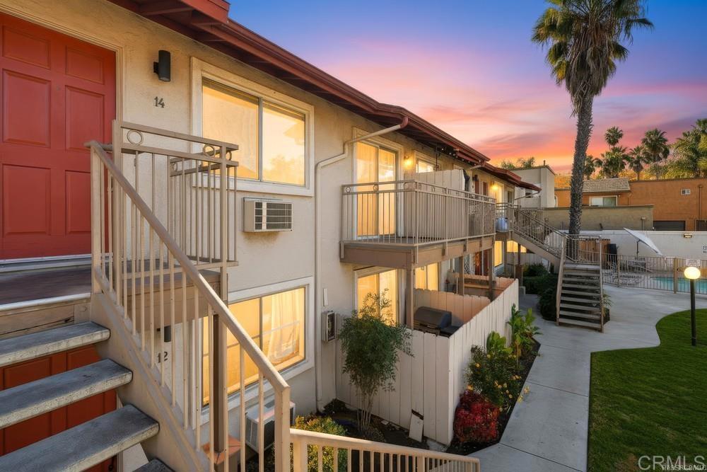 1025 Estes Street #14