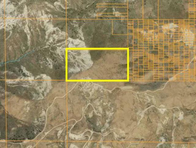 7003 Loma Verde Mountainway, Castaic CA: https://media.crmls.org/mediaz/e3510c1c-4122-419d-8faa-ce094cf7e4b4.jpg