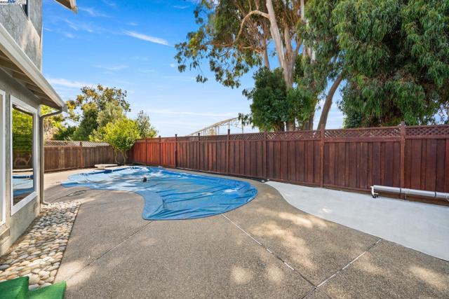 36092 Blair Pl, Fremont CA: https://media.crmls.org/mediaz/e35249aa-35d8-43aa-a895-9e9c9230e7e8.jpg