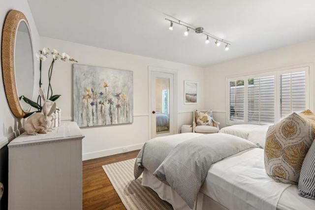 Image 79 of 101 For 2900 Hillside Drive