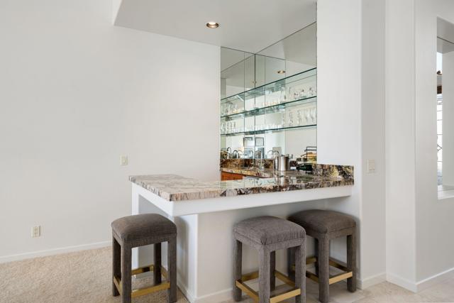400 Tomahawk Drive, Palm Desert CA: https://media.crmls.org/mediaz/e352f166-ec93-4c04-8773-9c4e13b086e5.jpg