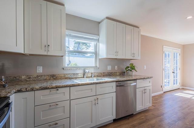 1113 Presidio Boulevard, Pacific Grove CA: https://media.crmls.org/mediaz/e353ba7f-557e-40bf-92b7-4ab2f4af5964.jpg