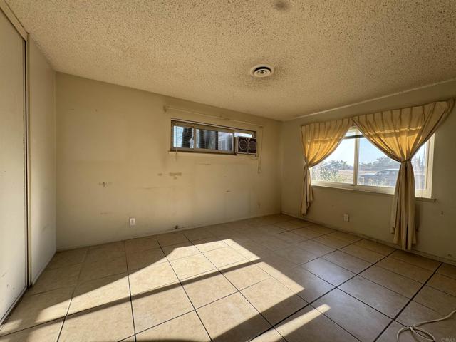 Detail Gallery Image 11 of 32 For 26030 New Chicago Ave, Hemet,  CA 92544 - 2 Beds | 2 Baths