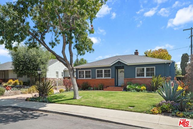 11963 Woodbine Street, Los Angeles CA: https://media.crmls.org/mediaz/e3545636-f223-4725-ba3f-038fe594636a.jpg