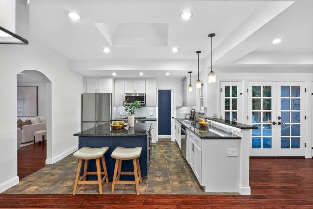 543 Toft Street, Mountain View CA: https://media.crmls.org/mediaz/e3559993-5a34-44e6-8ceb-3579bc1903fb.jpg