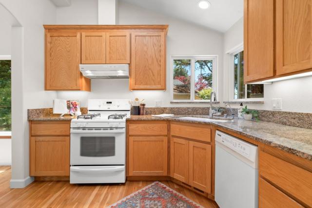 562 Cuesta Drive, Aptos CA: https://media.crmls.org/mediaz/e355c1c8-90d4-4762-8218-8bc0e6ef8727.jpg