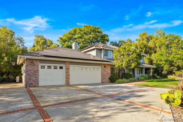 3188 Ora Avo Terrace, Vista CA: https://media.crmls.org/mediaz/e355ef06-f732-4157-ac14-528e436b0379.jpg