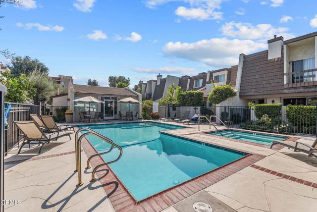 Detail Gallery Image 30 of 34 For 18360 Collins St #L,  Tarzana,  CA 91356 - 2 Beds | 2/1 Baths