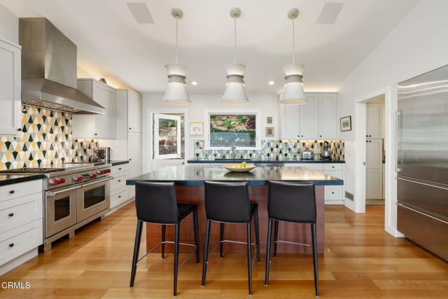 960 Roble Lane, Santa Barbara CA: https://media.crmls.org/mediaz/e357248e-0ef7-4c64-a2af-be0f327f5476.jpg