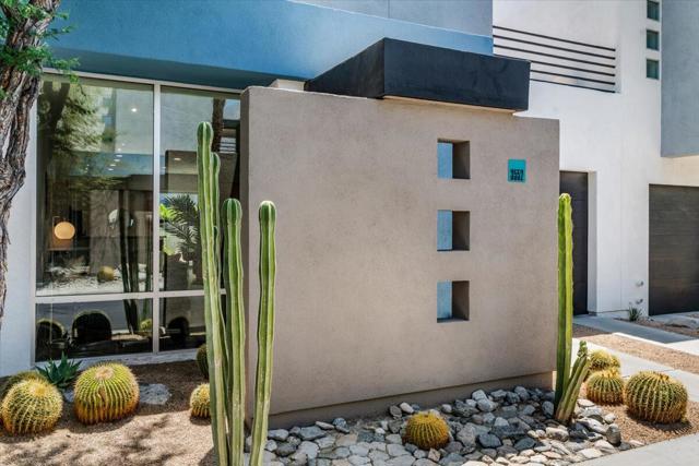 3552 Melody Lane, Palm Springs CA: https://media.crmls.org/mediaz/e35760ca-d01c-4aee-ad1a-eaa1d5cfc75b.jpg