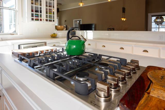 Image 9 of 62 For 393 Stage Road