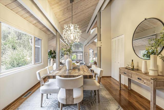 19233 Mountain Way, Los Gatos CA: https://media.crmls.org/mediaz/e3582ee0-88fc-4403-8888-bd9c2b055bf3.jpg
