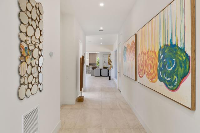 9 Regency Drive, Rancho Mirage CA: https://media.crmls.org/mediaz/e3584b48-4dc0-44c0-a5e8-92e42612d446.jpg